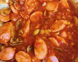 Hình bước làm 4 của món Spaghetti nấm và xúc xích