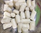 Foto langkah ke 4 dari resep Tteokbokki Pedas simple.