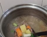 Foto langkah ke 4 dari resep Sop Daging Sederhana.