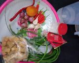 Foto langkah ke 1 dari resep Tumis kacang panjang tahu magel coklat.