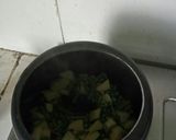 A picture of step 2 of French Beans sabzi.