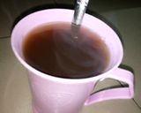 A picture of step 4 of Shayi (spiced tea).