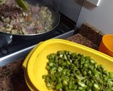 Foto del paso 3 de la receta: Salteado de pollo, espárragos, champiñones y panceta