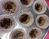 Foto langkah ke 4 dari resep Muffin Coklat Tepung Sorghum.