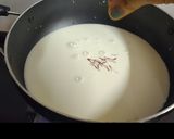 शाही केसर रबड़ी कुल्फ़ी (shahi kesar rabri kulfi recipe in Hindi) रेसिपी चरण 1 फोटो