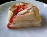 A picture of step 4 of Jam Puffs.