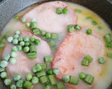 Foto del paso 7 de la receta: Cinta de lomo adobada en salsa con verduras