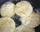 A picture of step 7 of Farshi Puri.