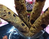A picture of step 6 of Methi Achari masala paratha.