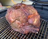 Une image de l'étape 5 de Rôti de côtes Wagyu fumé au bois de bourbon.