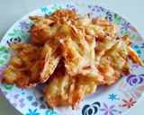 Foto langkah ke 3 dari resep Bakwan isi Labu Siam & Wortel.