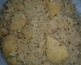 A picture of step 5 of Zeera rice with potatoes.