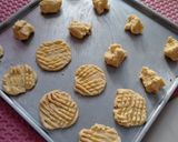 Foto langkah ke 2 dari resep Almond cheese Cookies.