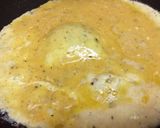 A picture of step 2 of Bean sprout omelette.