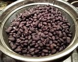 A picture of step 1 of Black Bean (w/ Ham) Soup.