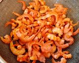 Hình bước làm 1 của món Kho quẹt ‐ rau luộc