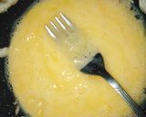 A picture of step 3 of Chicken sticks restaurant style.