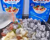 Foto langkah ke 2 dari resep Creamy Mixed Fruit Soup.