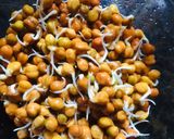A picture of step 1 of Sprouted chana salad.