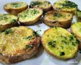 Foto del paso 6 de la receta: Tapa de patatas al ajo y perejil