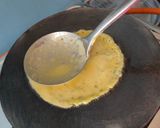 A picture of step 3 of Chana flour pudla.