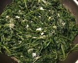 Foto del paso 6 de la receta: Hierbas silvestres salteadas (roselles, llicsons i camarotges)