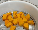 Foto langkah ke 1 dari resep Talam Labu Kuning.