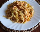 Foto del paso 7 de la receta Nidos de Tagliatelle con verduras jamón y nata