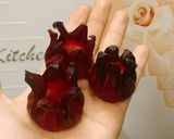 Hình bước làm 1 của món Siro hoa bụp giấm (atiso đỏ)