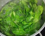 Hình bước làm 2 của món Canh rau ngót rừng