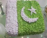 A picture of step 4 of National flag cake.