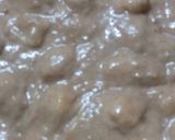 Foto del paso 3 de la receta: Fácil, re fácil mezclamos todo. Torta de peras y algo más.