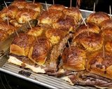 A picture of step 5 of Roast Beef Sliders.