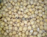 A picture of step 1 of Ragra chana chat.