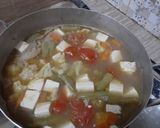 Foto langkah ke 4 dari resep Sup tahu tomat.
