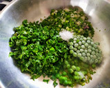 A picture of step 2 of Methi Mutter Pulao.