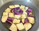 Gambar langkah 2 resipi 👩‍🍳Terung Goreng Kicap.