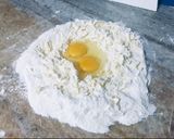 Foto del paso 2 de la receta: Pastafrola de ricota y membrillo con oporto!!