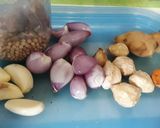 Foto langkah ke 2 dari resep Ayam Goreng Lengkuas.