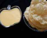 A picture of step 1 of Amm rus with puri.