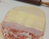 Foto del paso 2 de la receta Espirales Crujientes de masa de Pizza con Embutidos y Queso Fundente al horno