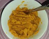 Gambar langkah 1 resipi Cheezy Pumpkin Bun.