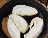 Foto del paso 2 de la receta: Berenjenas a la parmesana con pencas de acelga🤗