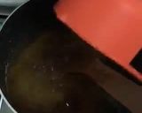 Gambar langkah 2 resipi Puding Caramel dalam bekas plastic.