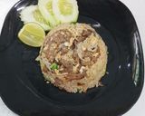 รูปขั้นตอนการทำที่ 8 ของ ข้าวผัดเนื้อ