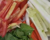 A picture of step 1 of Summer Rolls.