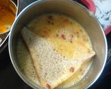 ब्रेड ऑमलेट (bread omelette recipe in marathi) रेसिपी स्टेप 2 फोटो 