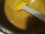 Mousse de piloncillo con jelly de tejocote con guayaba