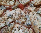 Foto del paso 5 de la receta: Pizza a los tres quesos