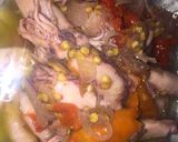 Foto langkah ke 3 dari resep Cumi asin tumis pedas.